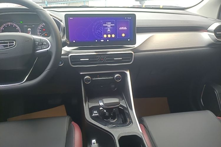 GEELY Coolray 2023 car image #17