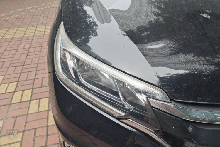 Honda CR-V 2015 #8 Honda CR-V 2015 car image #8