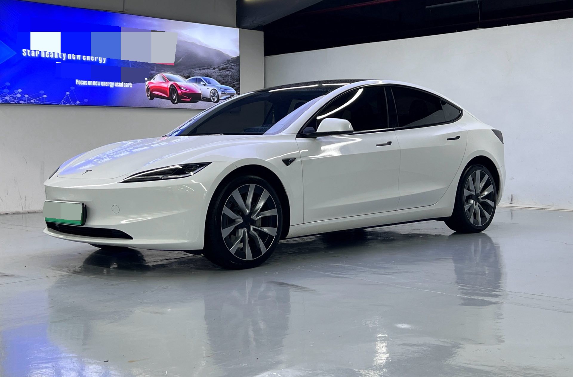 2025 2025 car image