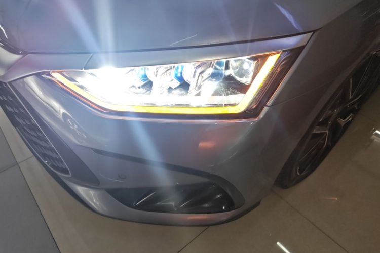 BYD Han 2022 #21 BYD Han 2022 car image #21