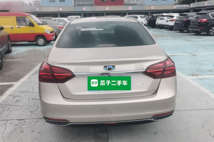 GEELY Emgrand 2018 car image #6