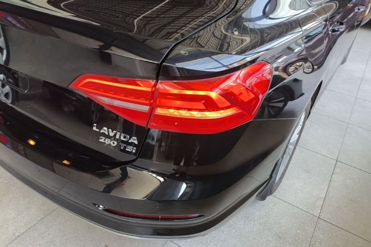 Volkswagen Lavida 2019 #8 Volkswagen Lavida 2019 car image #8