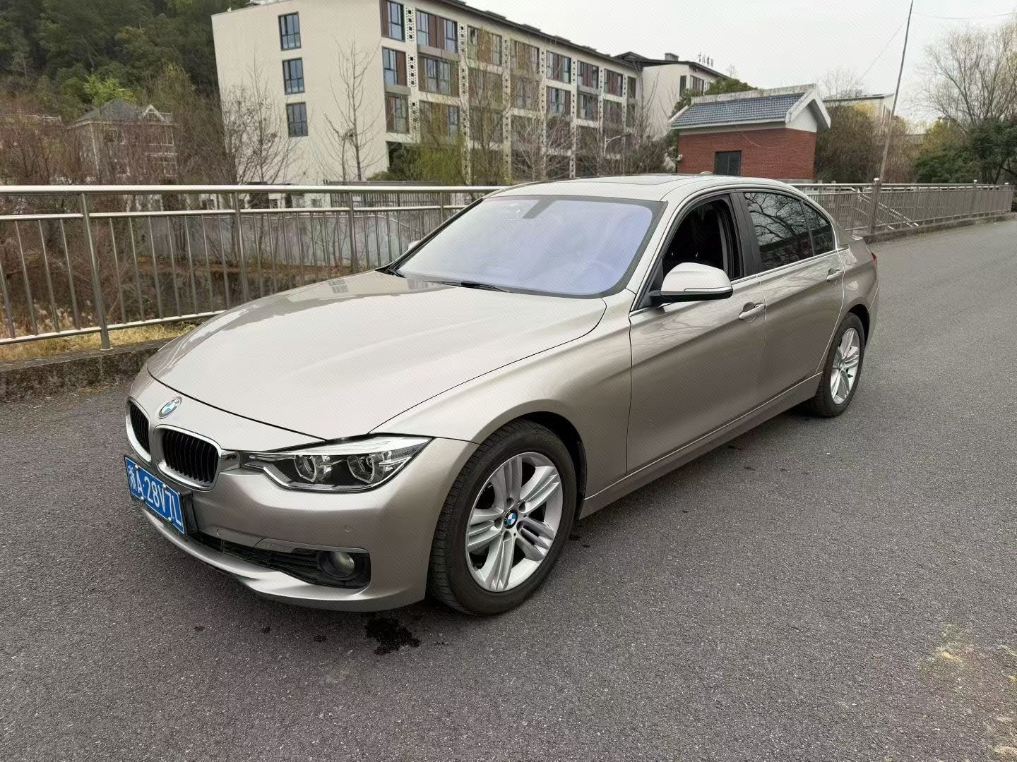 BMW 3 Series 2016 car image 