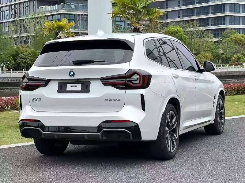 BMW iX3 2023 #9 BMW iX3 2023 car image #9
