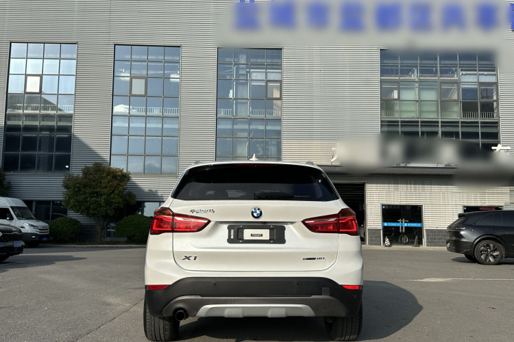 BMW X1 2018 #7 BMW X1 2018 car image #7