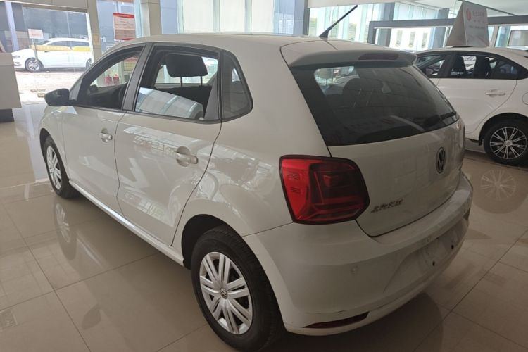 Volkswagen Polo 2018 car image #5