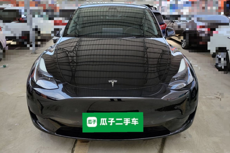 Tesla Model Y 2023 #3 Tesla Model Y 2023 car image #3