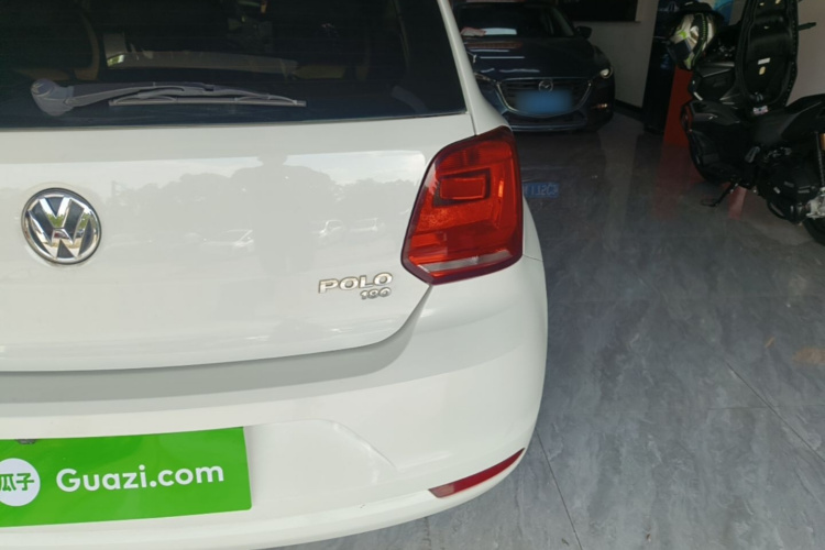 Volkswagen Polo 2019 car image #8