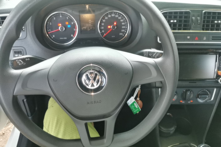 Volkswagen Polo 2014 #11 Volkswagen Polo 2014 car image #11