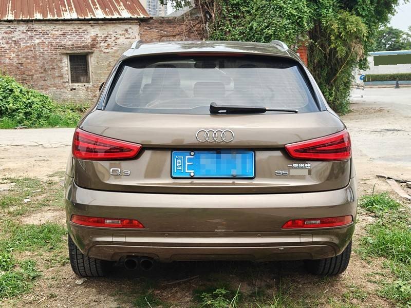 Audi Q3 2014 car image #8