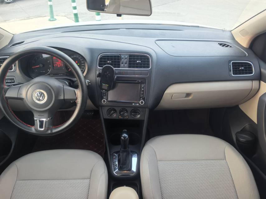 Volkswagen Polo 2014 #4 Volkswagen Polo 2014 car image #4