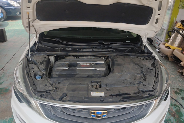 GEELY Emgrand GS 2018 car image #22