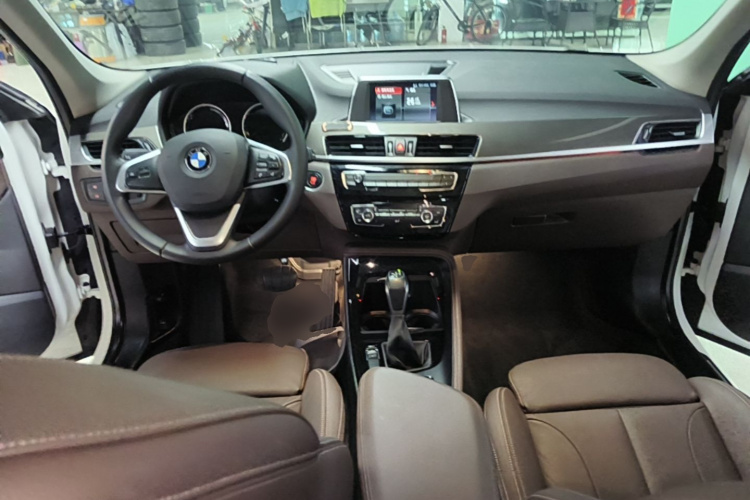 BMW X1 2019 #10 BMW X1 2019 car image #10