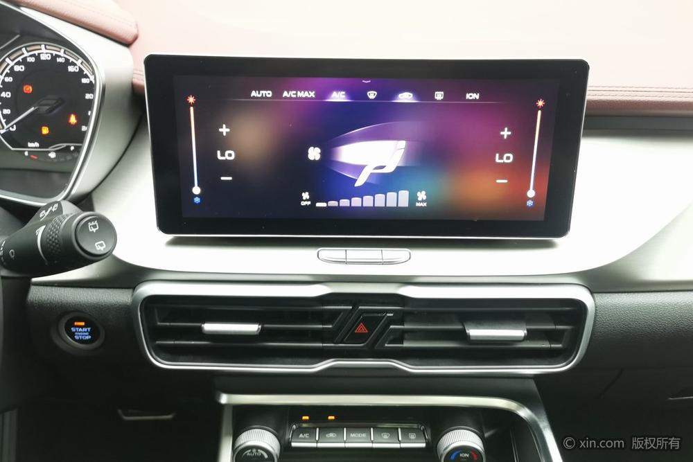 GEELY Coolray 2020 #13 GEELY Coolray 2020 car image #13