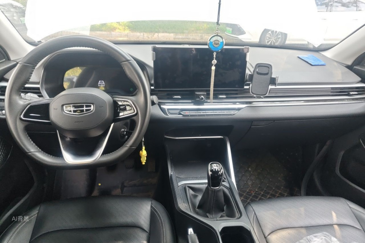 GEELY Emgrand 2023 immagine di auto #11