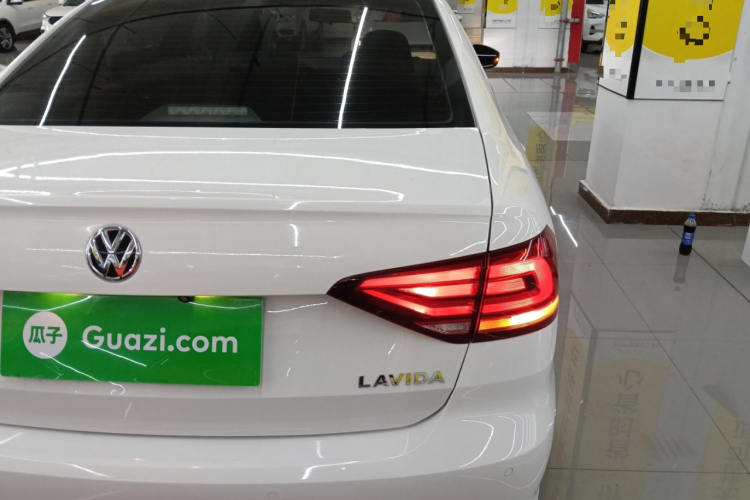 Volkswagen Lavida 2020 car image #8