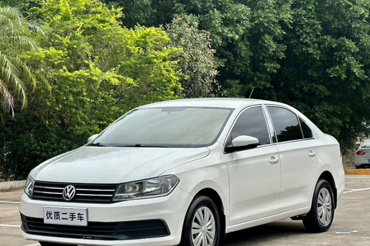 Volkswagen Santana 2016 car image #2