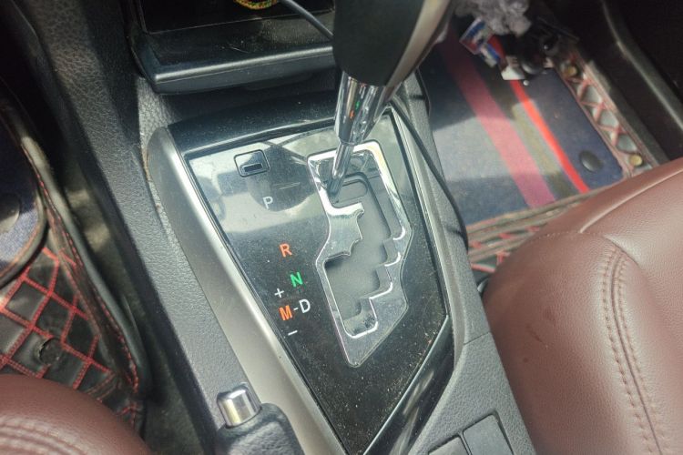 2015 #18 2015 car image #18