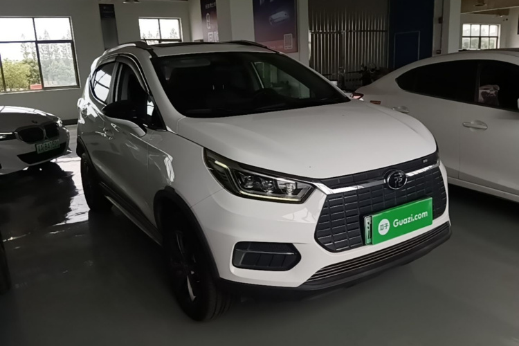 BYD Yuan New Energy 2019 #4 BYD Yuan New Energy 2019 imagen de coche #4