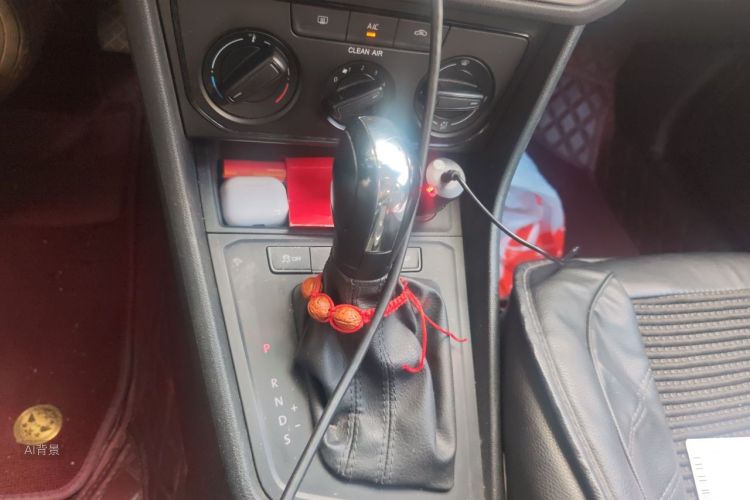 Volkswagen Lavida 2018 car image #16