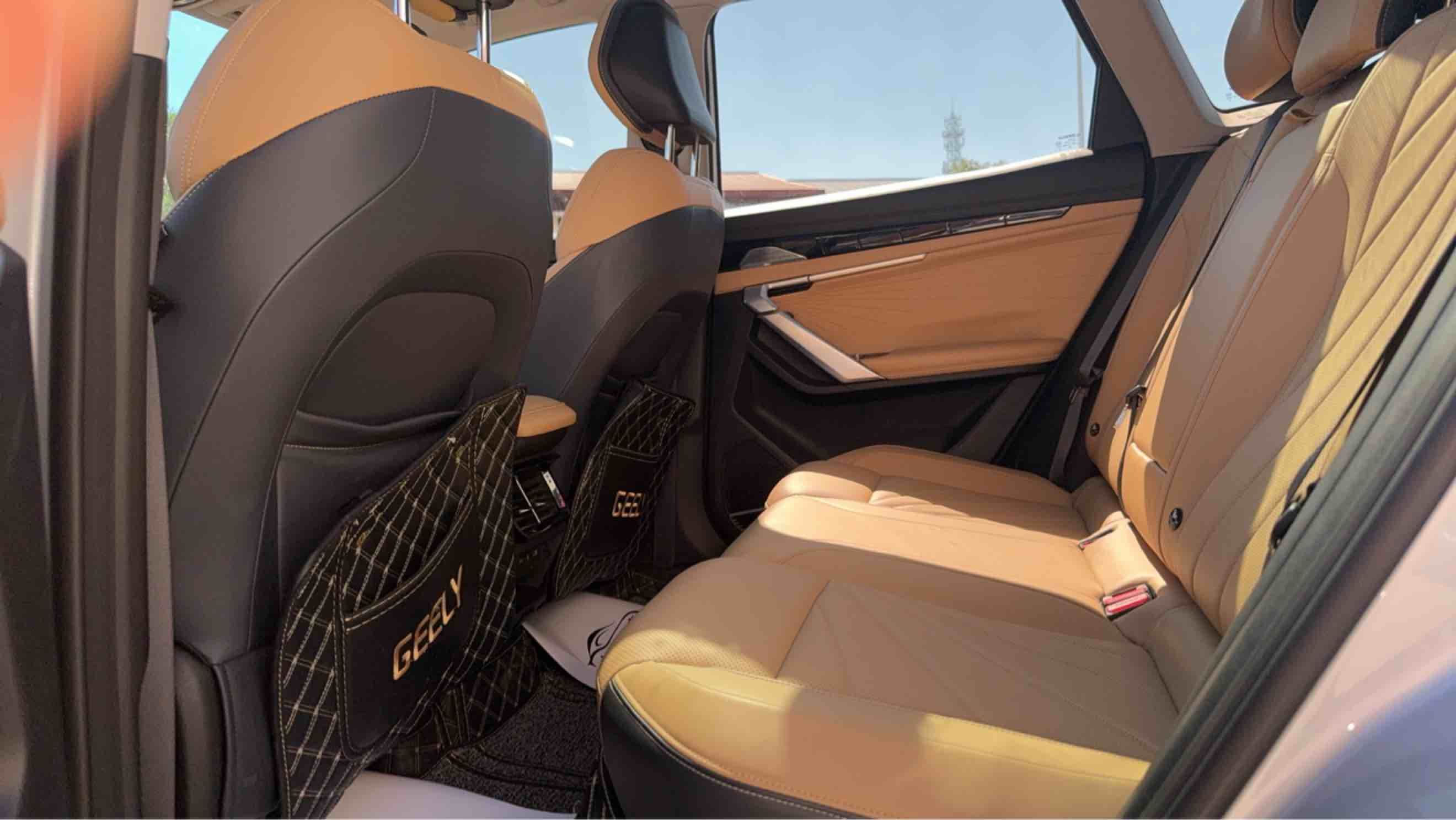 GEELY Boyue L 2023 изображение автомобиля #8