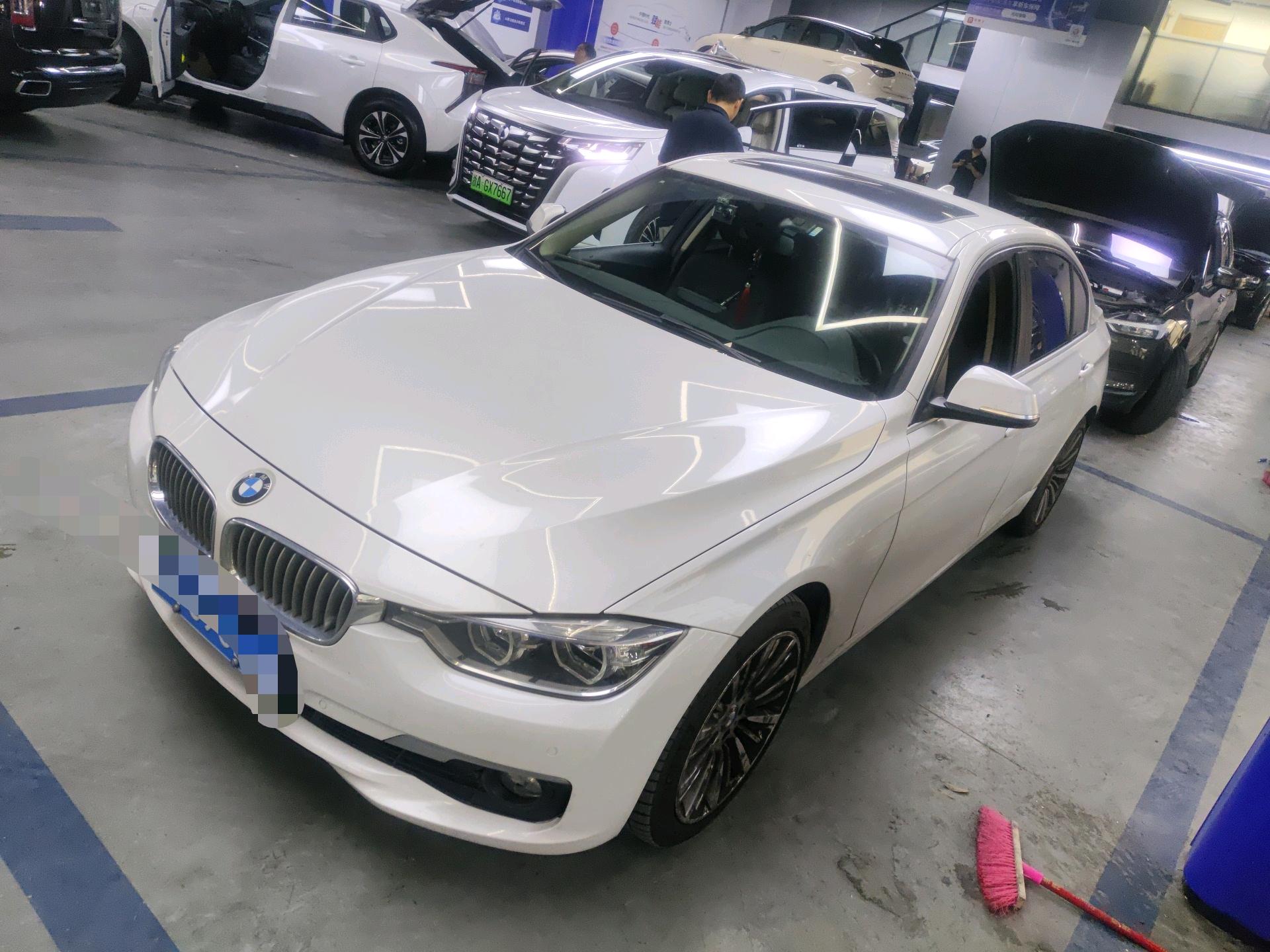 BMW 3 Series 2018 car image 