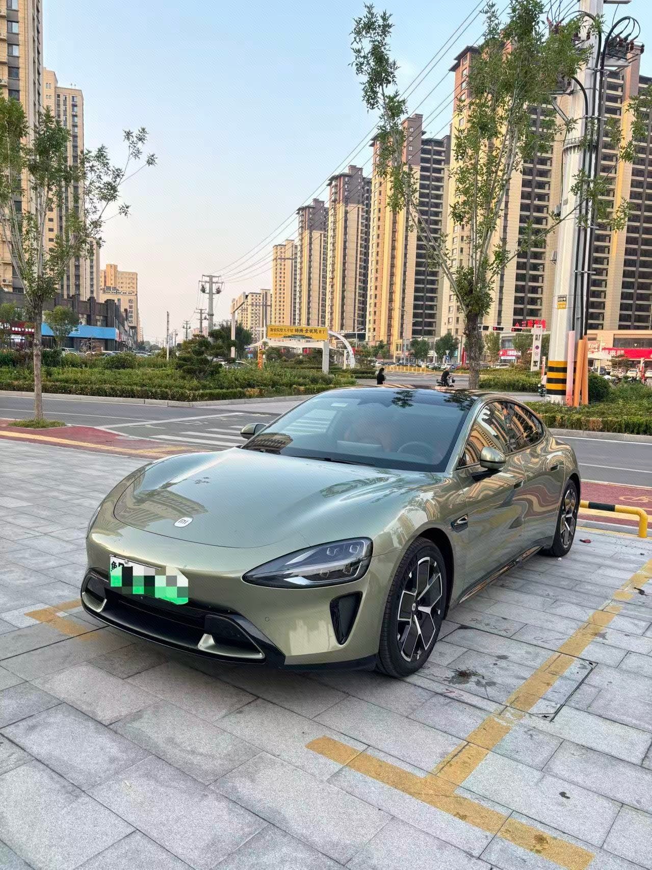 MI SU7 2025 car image 