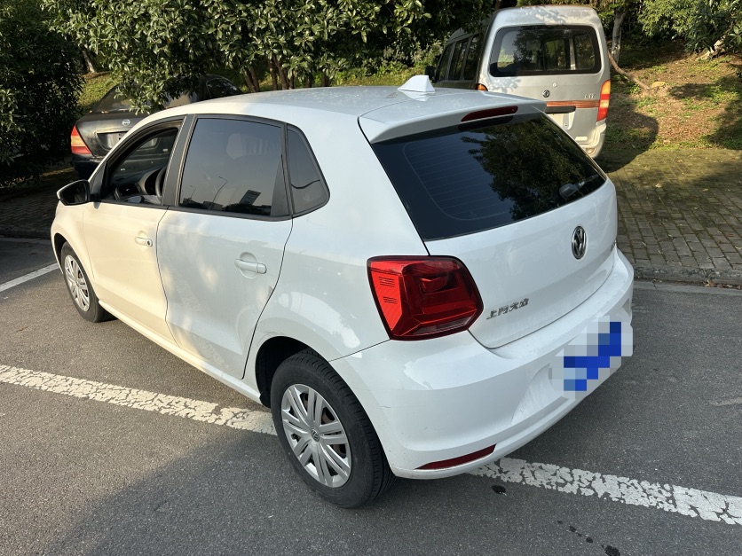 Volkswagen Polo 2017 car image #3