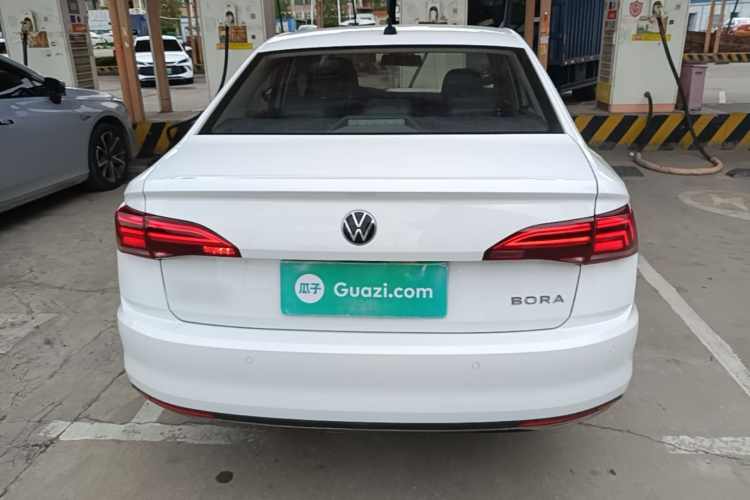 Volkswagen Bora 2021 car image #4