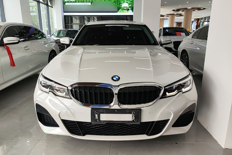 BMW 3 Series 2021 #3 BMW 3 Series 2021 car image #3