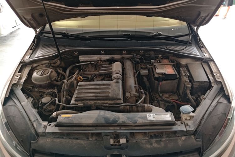 Volkswagen Golf 2019 car image #20