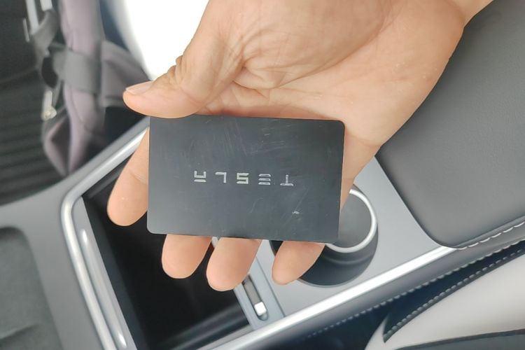 Tesla Model Y 2022 #9 Tesla Model Y 2022 car image #9