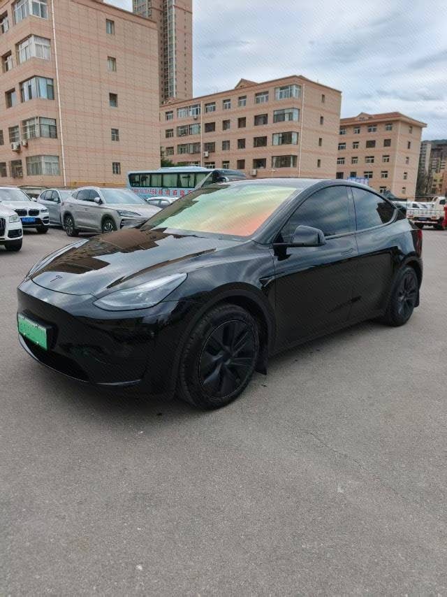 Tesla Model Y 2024 Tesla Model Y 2024 immagine di auto