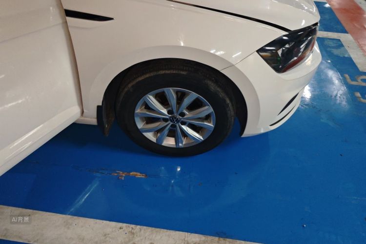 Volkswagen Polo 2022 car image #9