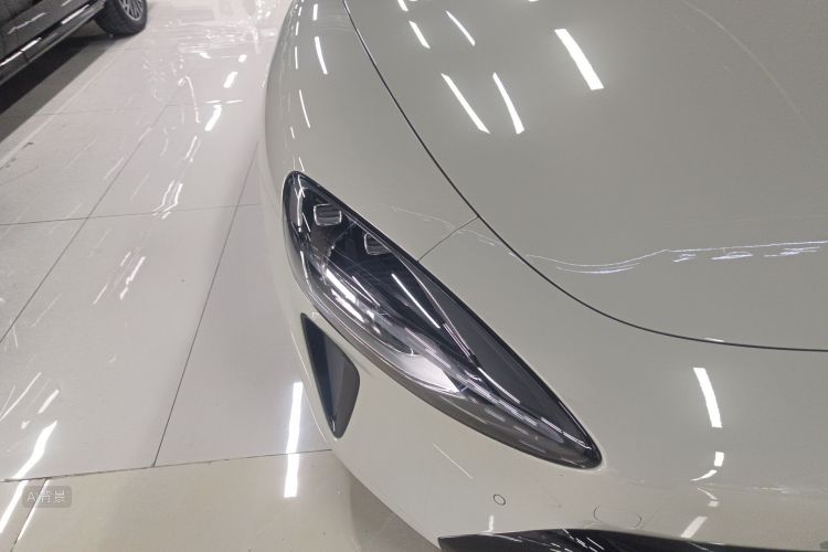 MI SU7 2025 image de voiture #8