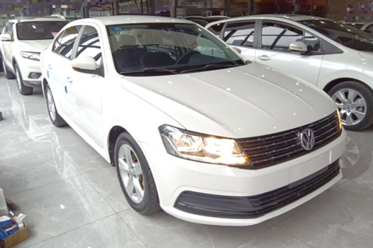 Volkswagen Lavida 2018 car image #4