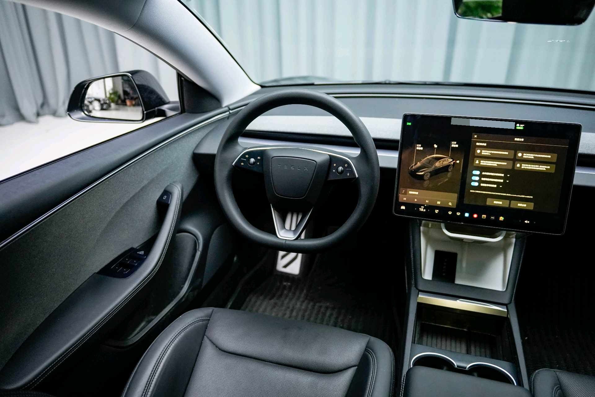 Tesla Model 3 2025 #4 Tesla Model 3 2025 car image #4
