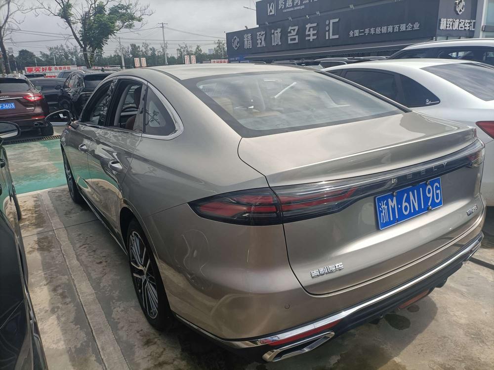 GEELY Emgrand 2025 #4 GEELY Emgrand 2025 car image #4