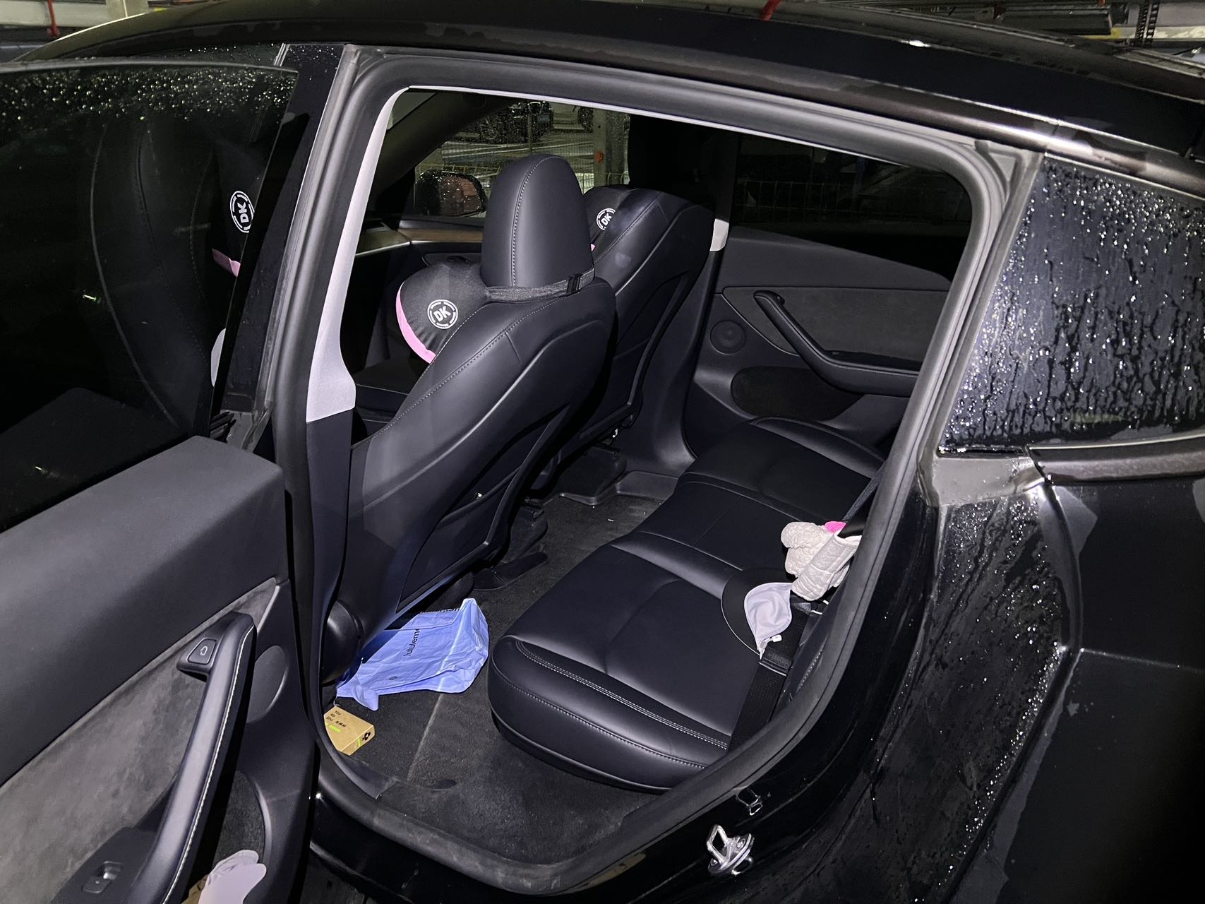 Tesla Model Y 2023 car image #5
