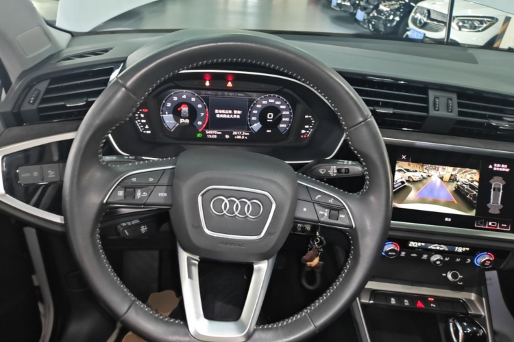 Audi Q3 2020 immagine di auto #15