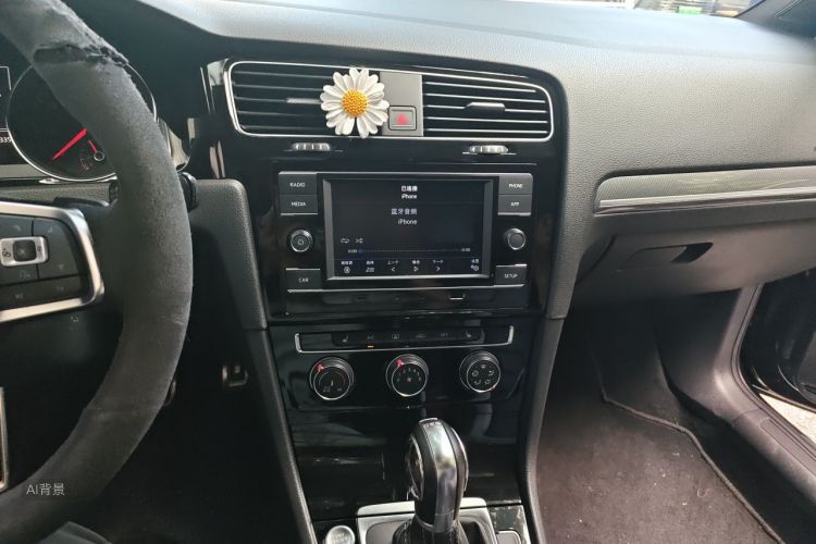 Volkswagen Golf 2018 #15 Volkswagen Golf 2018 car image #15
