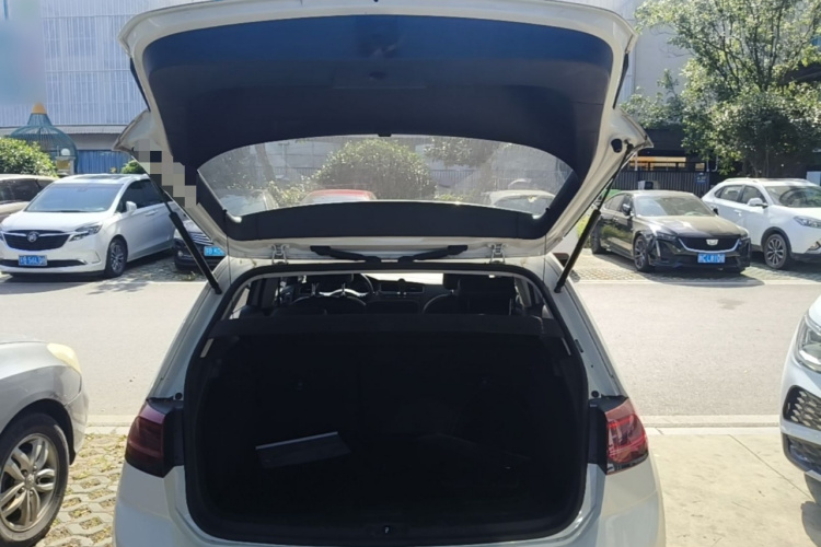Volkswagen Golf 2018 #19 Volkswagen Golf 2018 car image #19