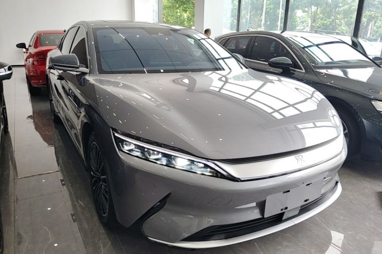 BYD Han 2023 car image #6