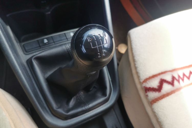 Volkswagen Santana 2021 car image #14
