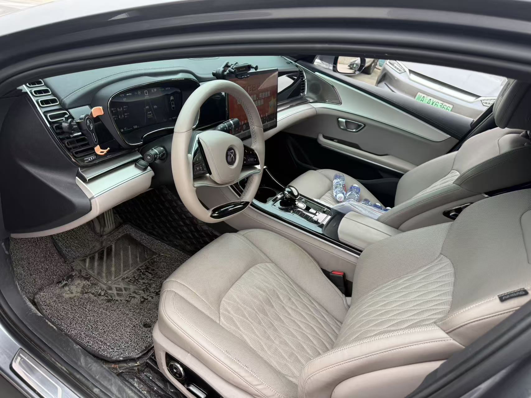 BYD Han 2025 car image #4