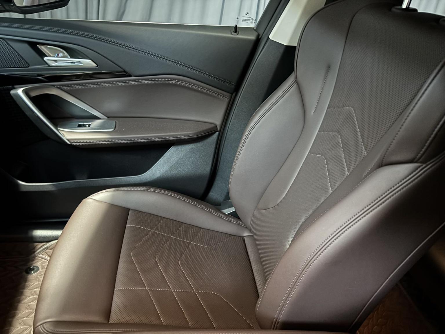 BMW X1 2023 car image #8