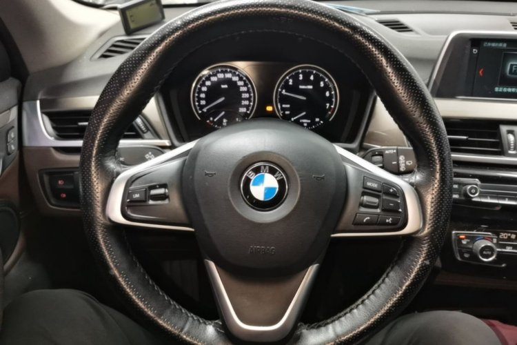 BMW X1 2018 #11 BMW X1 2018 car image #11