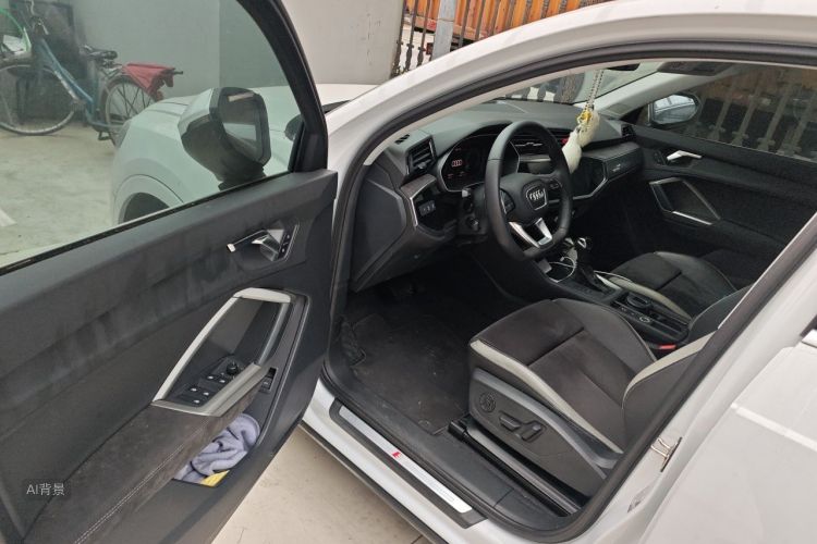 Audi Q3 2019 #18 Audi Q3 2019 car image #18