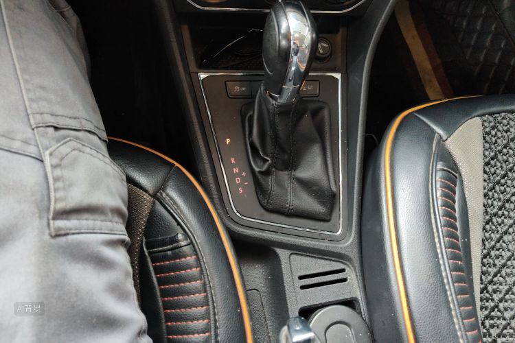 Volkswagen Lavida 2016 immagine di auto #16