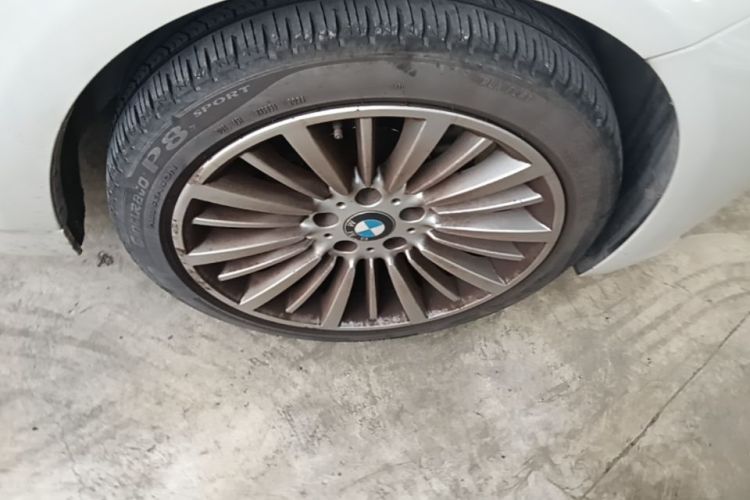 BMW 3 Series 2018 #9 BMW 3 Series 2018 car image #9